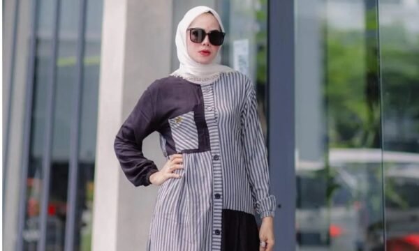 MELANI DRESS BAJU GAMIS TUNIK MUSLIM WANITA TERBARU Hitam Gamis Tunik Muslim Wanita Terbaru dengan Gaya Elegan 🌑👗🌙